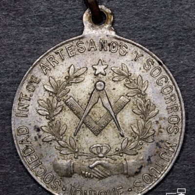 Chile, Medalla de la Sociedad Int. de Artesanos y Socorros Mutuos, Iquique, 1914, plata. (NQ) (IVA Incluido)